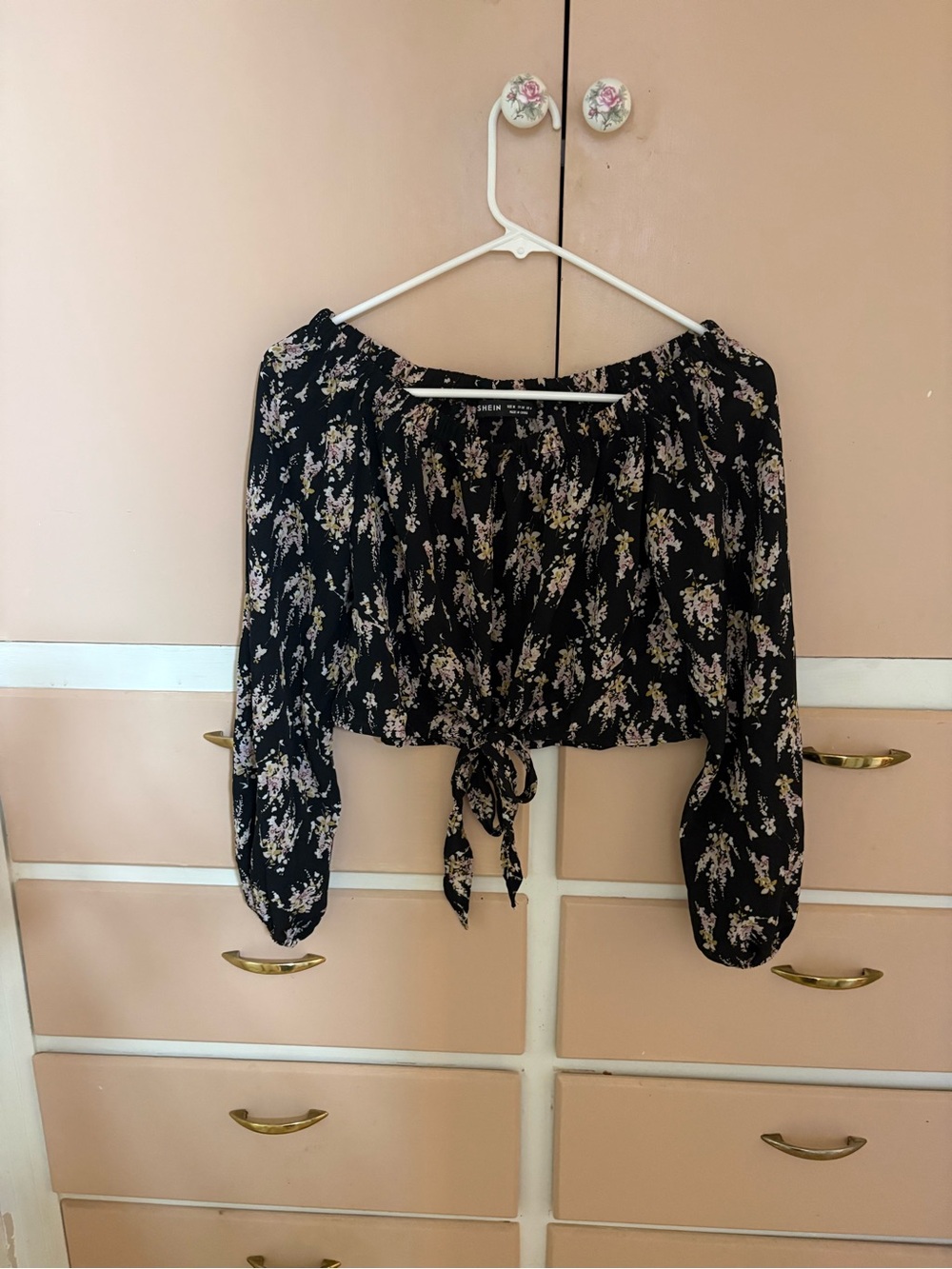 Tie-Front Floral Crop Top - Black
